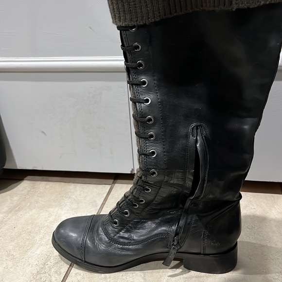 Cole Hanan Nike air boots - Picture 3 of 4